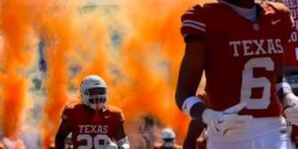 Steve Sarkisian Is Currently Increasing Fond of This Texas Longhorns Shift